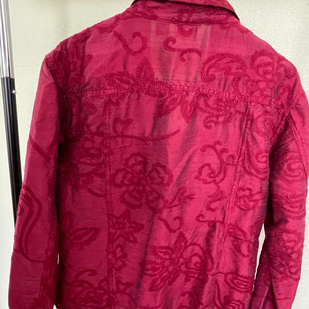 100% Silk Chico's Red Paisley Print Jacquard Topper Jacket Size 3( XL) - Picture 5 of 5